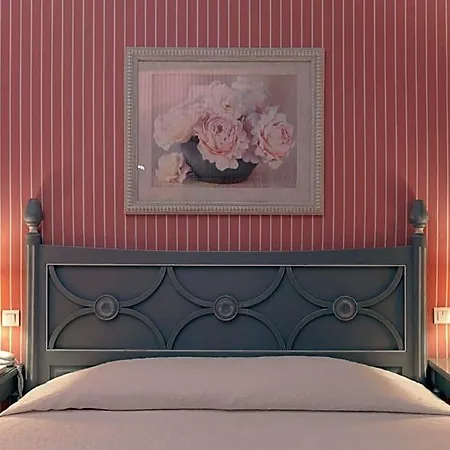 Hotel Beaubourg