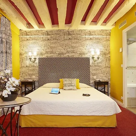 Hotel Beaubourg 3*