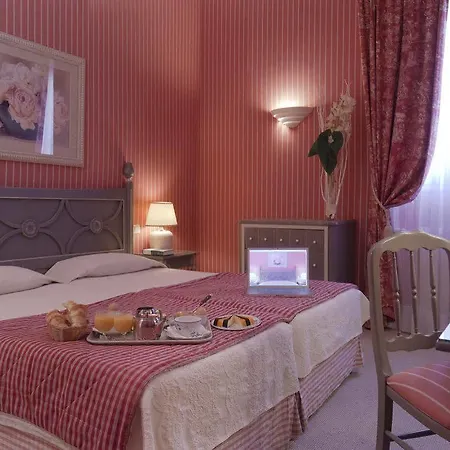 Hotel Beaubourg Paris