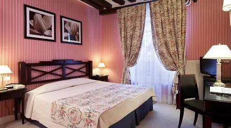 Hotel Beaubourg