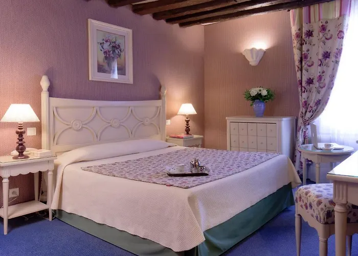 Beaubourg Hotell 3*