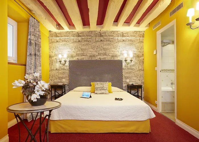 Hotel Beaubourg 3*