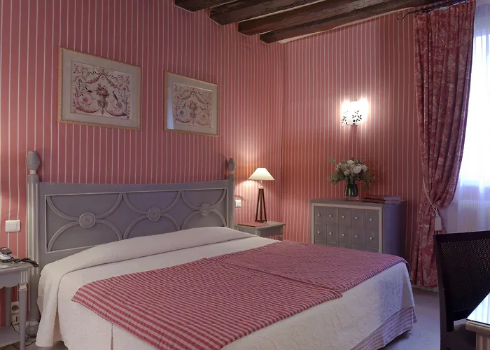 Beaubourg Hotell 3*