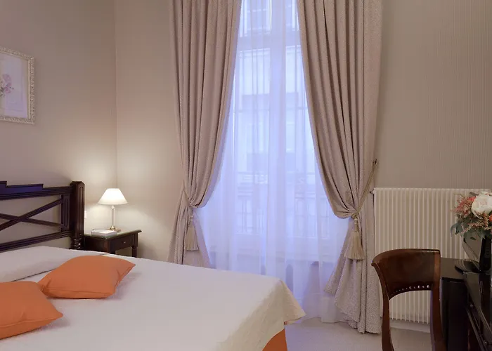 宝伯格酒店 巴黎