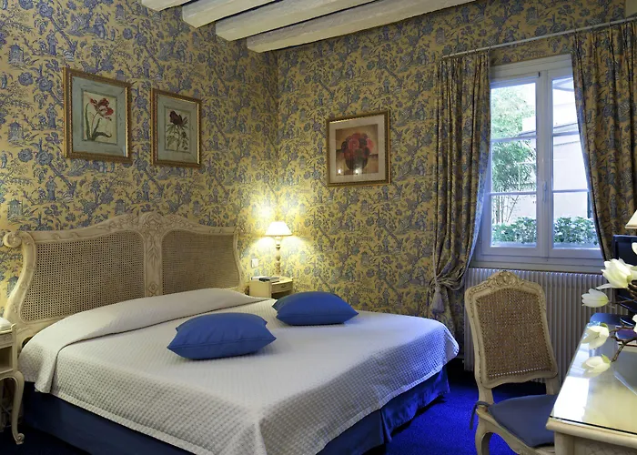 Hotell Beaubourg 3*