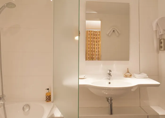 Beaubourg Hotell 3*
