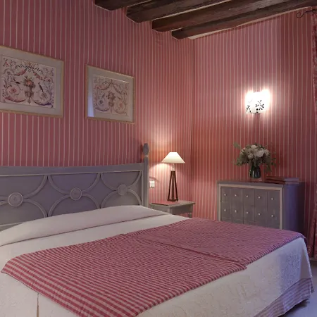 Beaubourg Hotell 3*