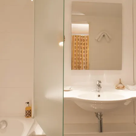 Beaubourg Hotell 3*