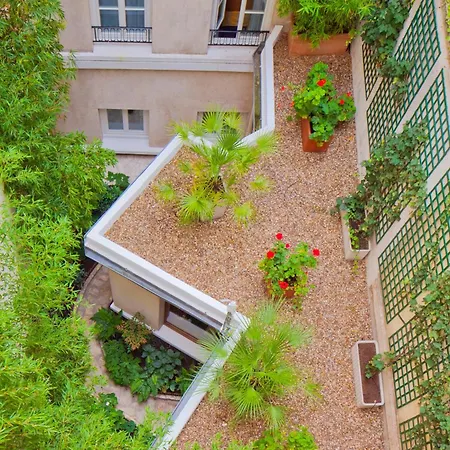 Beaubourg Hotell 3*