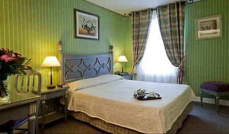 Hotell Beaubourg Paris
